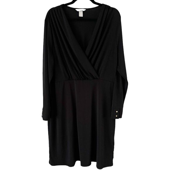 H&M Dresses & Skirts - H&M Black Drapey V Neck Long Sleeve Classic Midi Dress Size XL